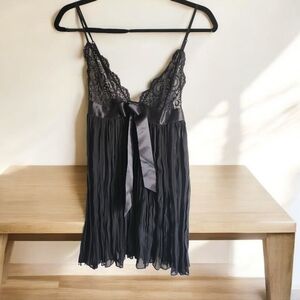 Victoria's Secret Black Lace Chemise SKU F11